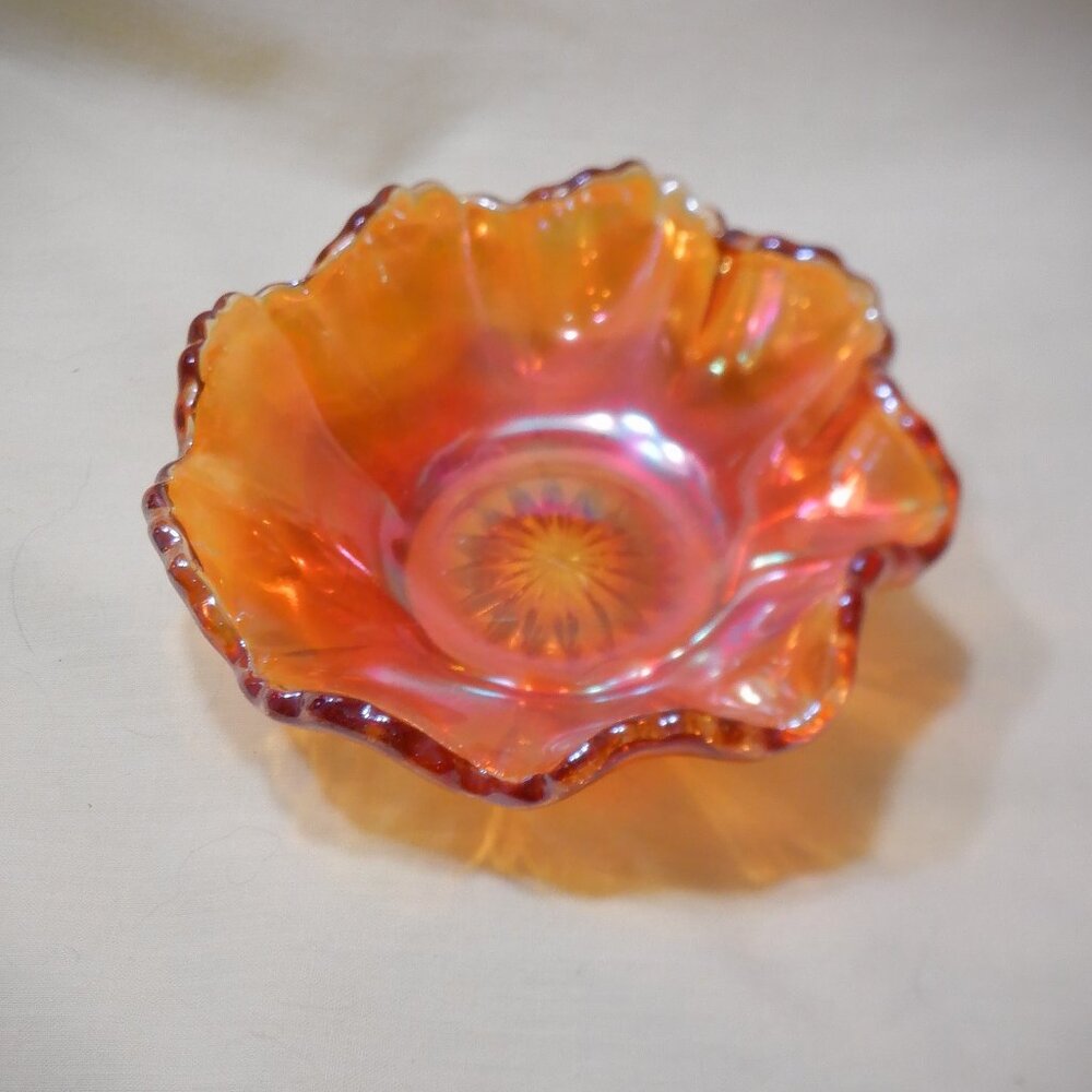 Cut and Dainty ~~ CARNIVAL . . . .BOWL ~~~